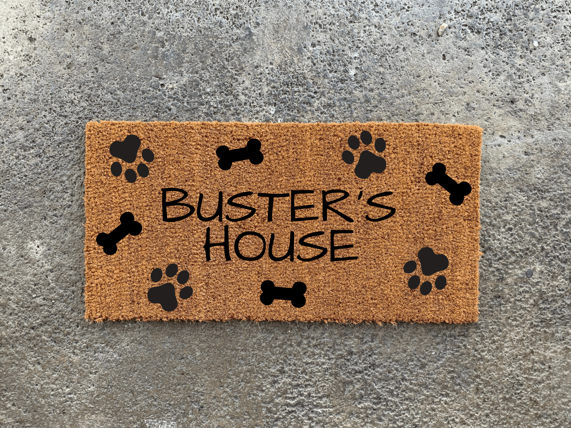 Dog house outlet mat