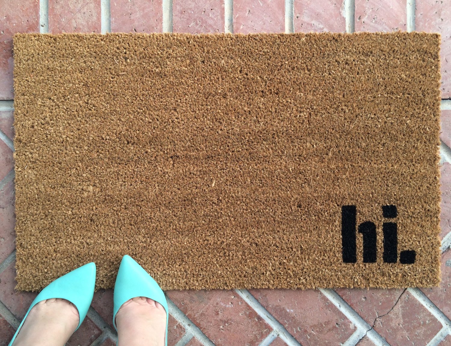 https://nickel-designs.com/cdn/shop/products/doormat-hi-welcome-mat-customized-doormat-1@2x.jpg?v=1624305688