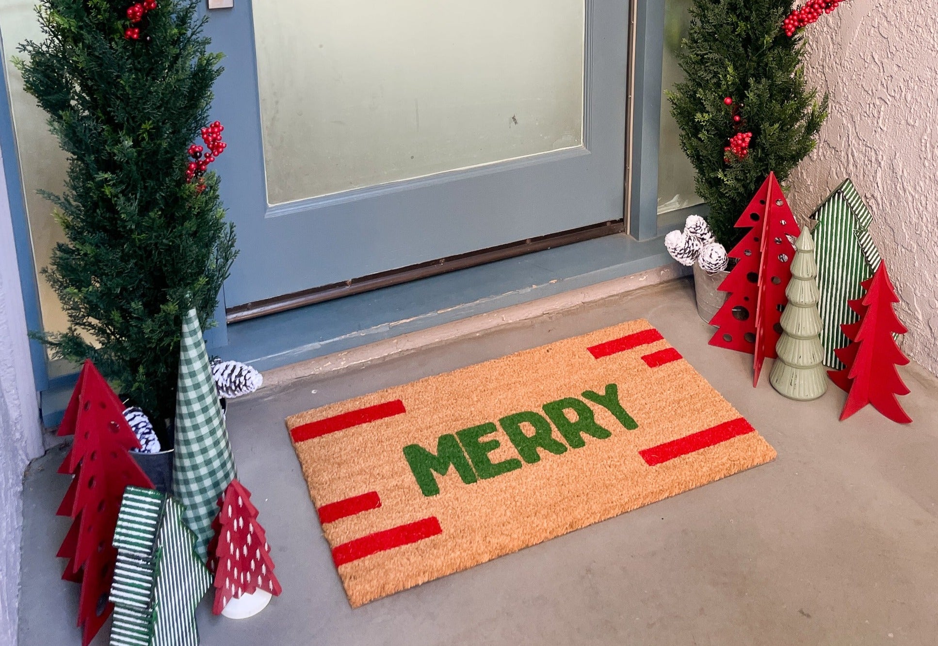 Holiday Tree Doormat / Custom Welcome Mat / Housewarming Gift / Christmas  Decor / Doormat / Christmas Doormat / Porch Decor / Holiday Rug 